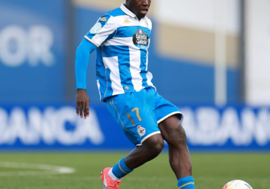 Tres líderes de Segunda RFEF cantan los cuarenta puntos