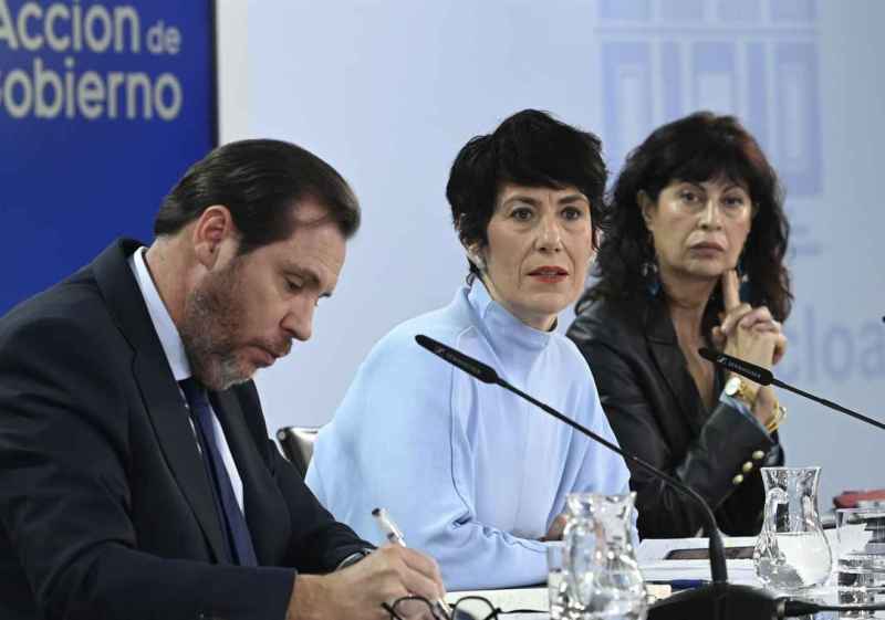 El Gobierno inicia proceso de regularización extraordinaria de extranjeros que ya viven en España