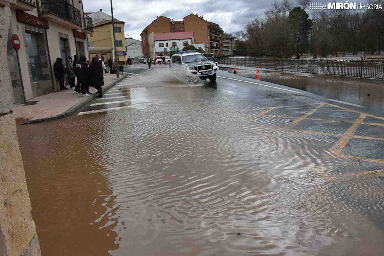 Las inundaciones cierran 16 carreteras de la provincia