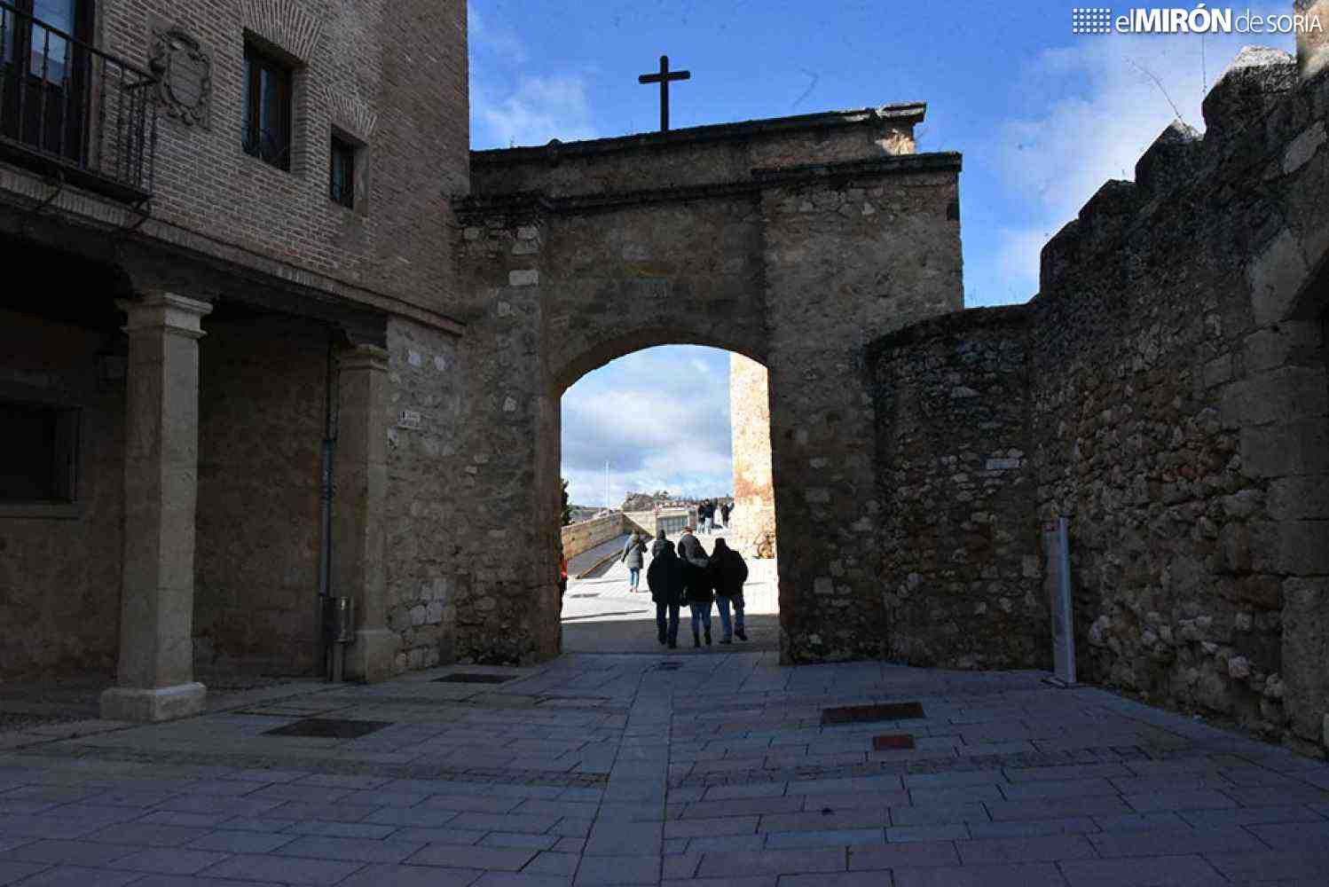 Autorizada apertura excepcional en comercios de El Burgo durante fiestas patronales