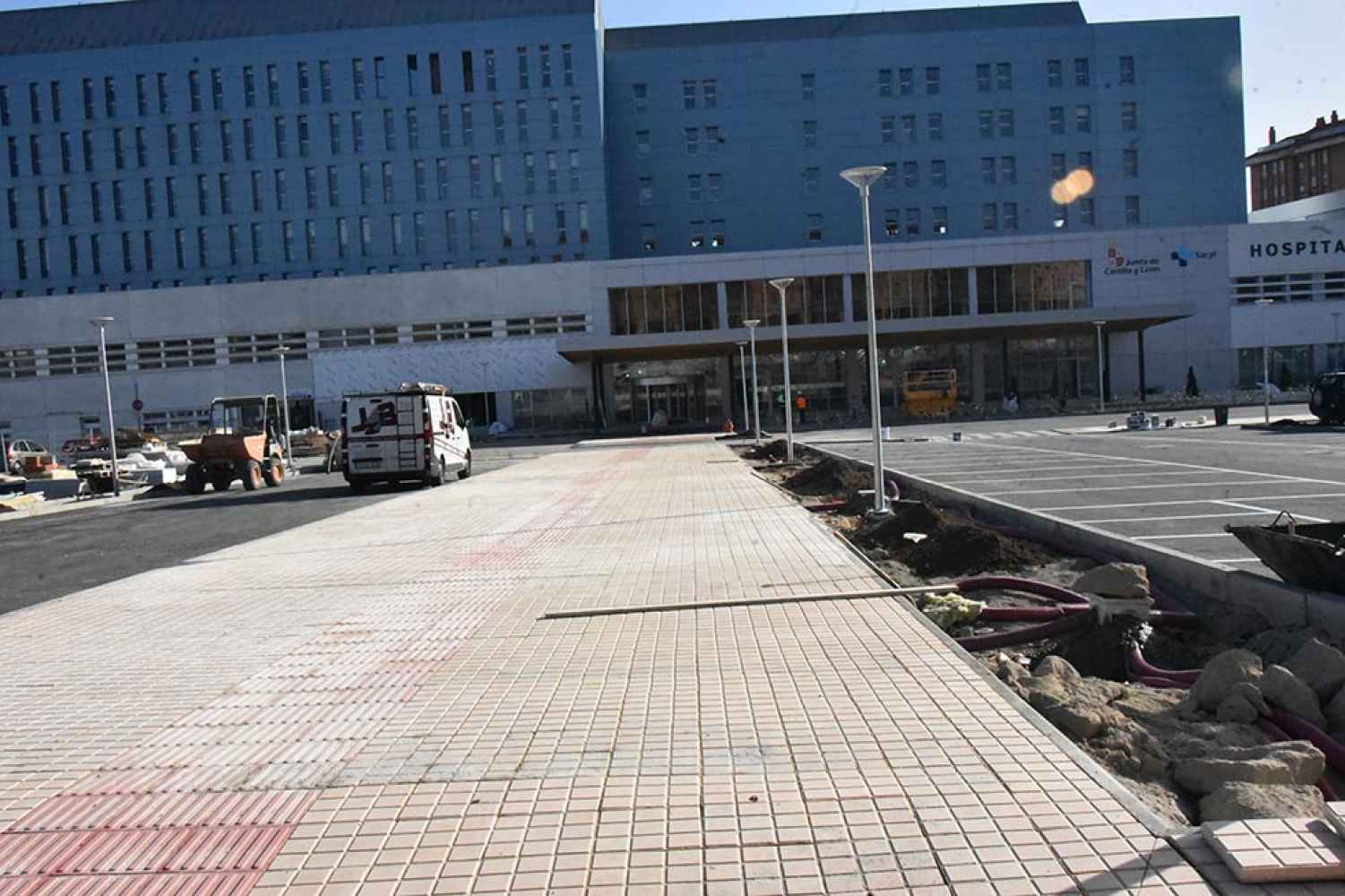 El hospital Santa Bárbara estrena su nuevo acceso principal