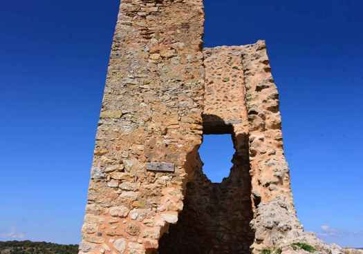 Patrimonio Cultural autoriza intervención en torreón del foso del castillo de Calatañazor