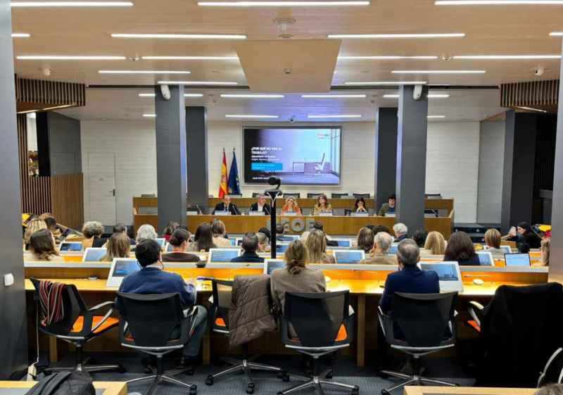 La mitad del absentismo laboral en España nace antes de la baja médica