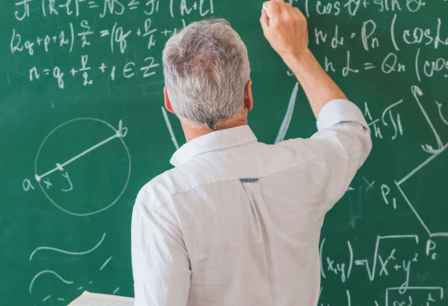 STE Soria denuncia que faltan 76 plazas nuevas de profesores y maestros en la provincia