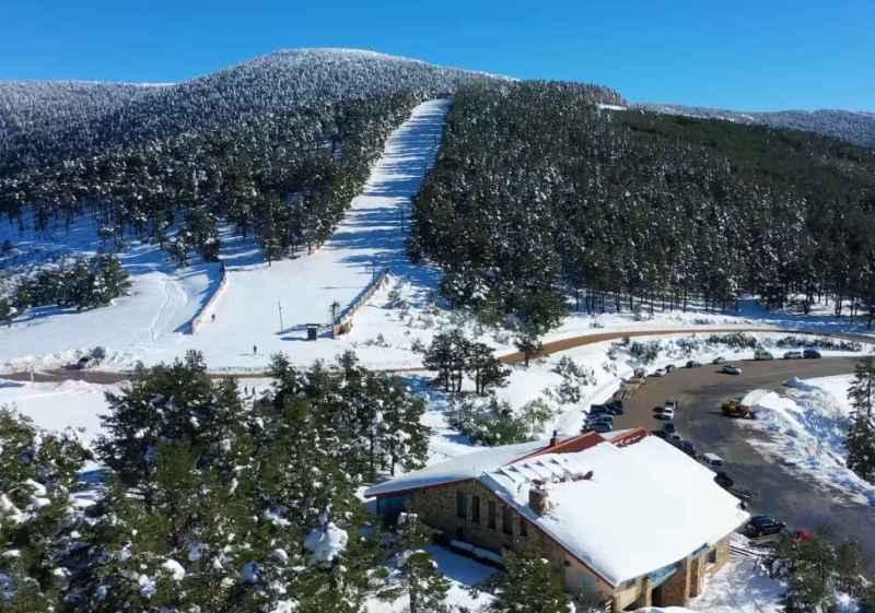 Rescatada esquiadora herida cuando realizaba travesía desde puerto de Santa Inés