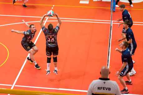 El Sporting continúa líder con la vista puesta en fase de ascenso a Superliga 2