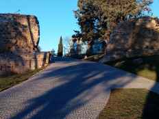 Un ascensor en el Castillo ¿Parque o parque de atracciones?