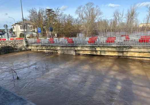 La CHD mantiene tres alertas rojas en el río Duero en Soria