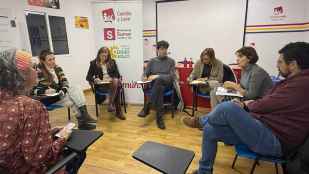 En Común se compromete con UNICEF a situar la infancia en centro de la agenda política