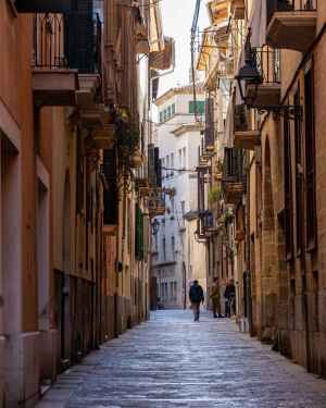 Una familia con ingresos medios puede hacer frente a hipoteca de mitad de pisos de dos habitaciones