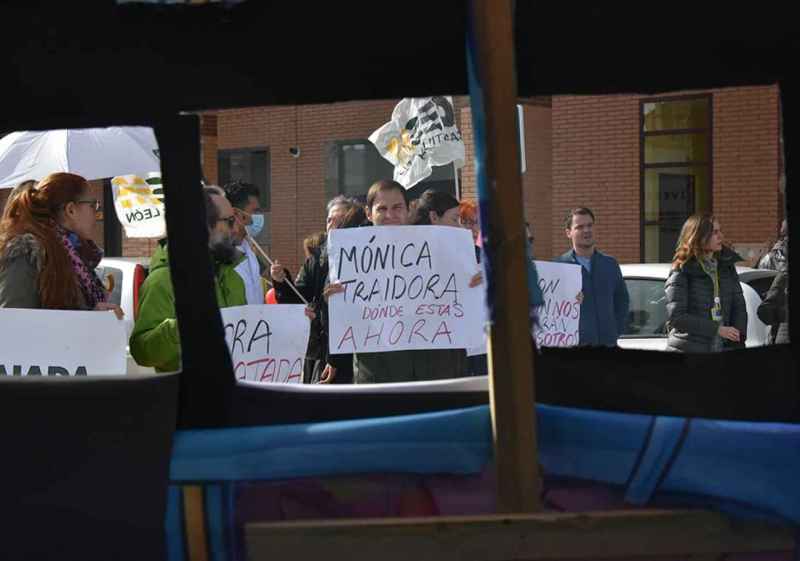 Los médicos de Soria se concentran para reclamar estatuto marco propio 