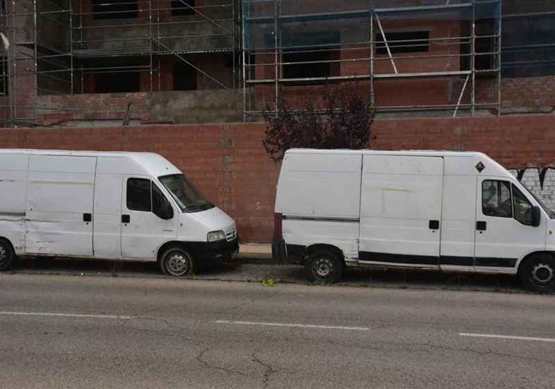 Los Royales denuncia conversión de sus calles en "depósito judicial" de vehículos abandonados  