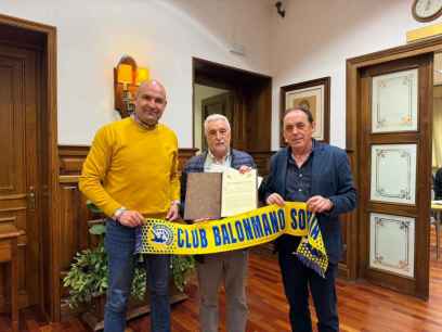 Diputación duplica su apoyo al Balonmano Soria hasta los 30.000 euros