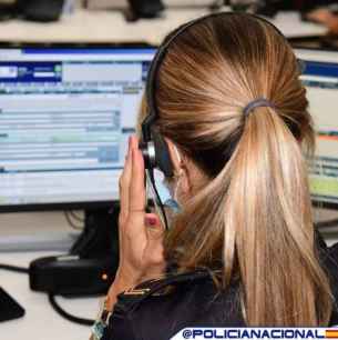 La Policía Nacional detiene a dos personas por un delito de falsedad documental