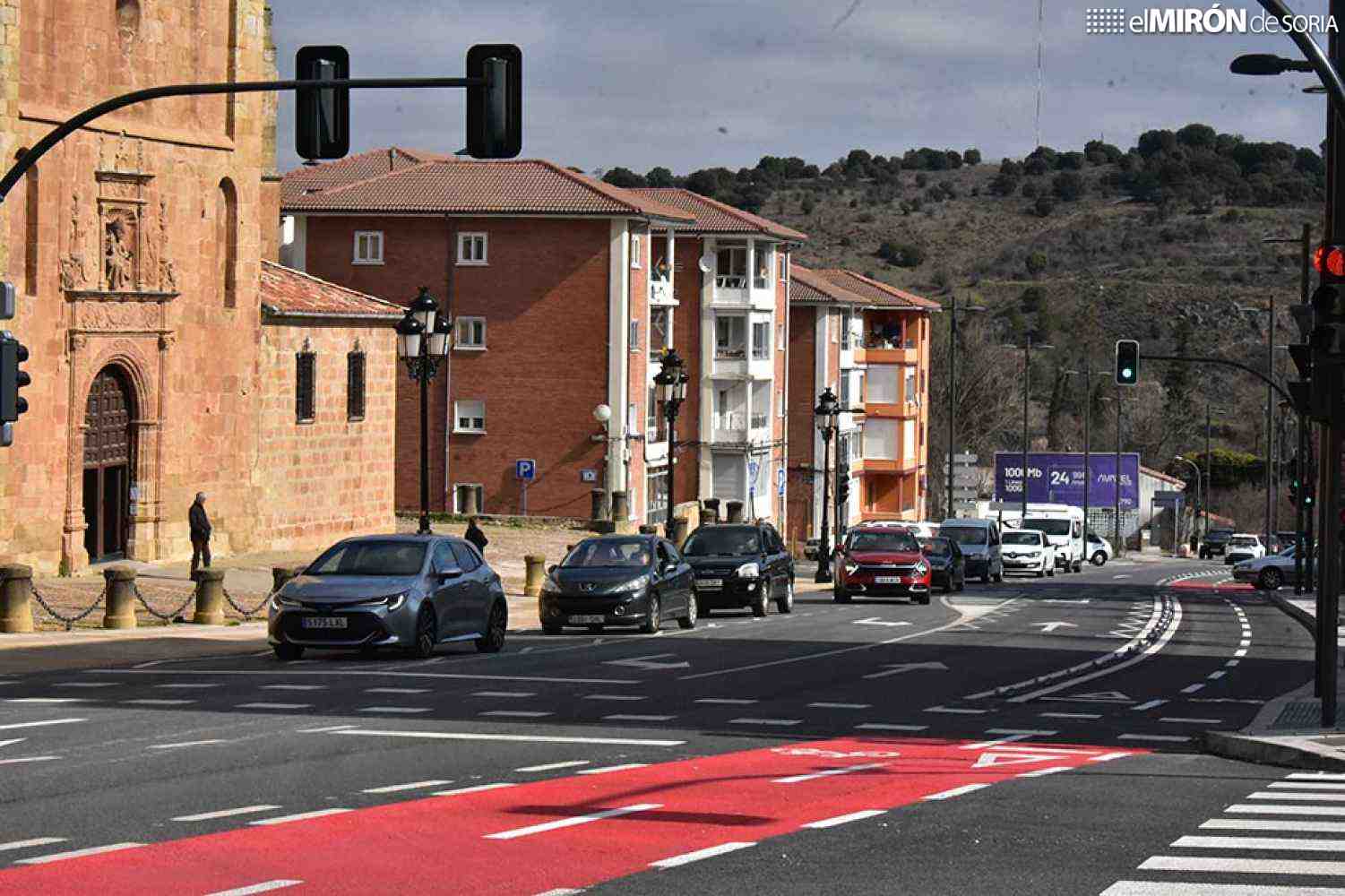 Las bocinas suenan en caravana de coches para rechazar Zona de Bajas Emisiones en Soria