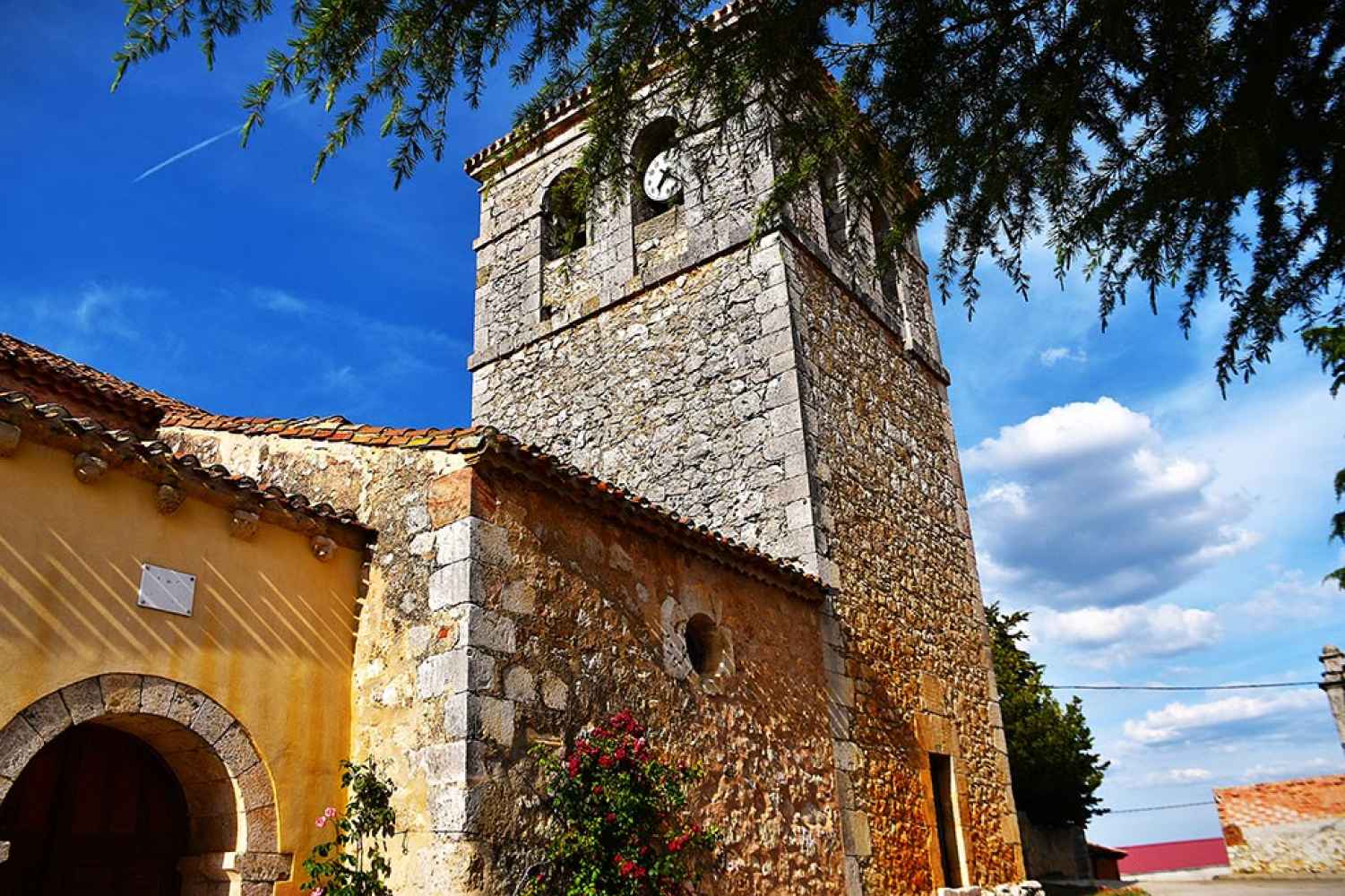 Fuentearmegil, en plena comarca Tierra del Burgo