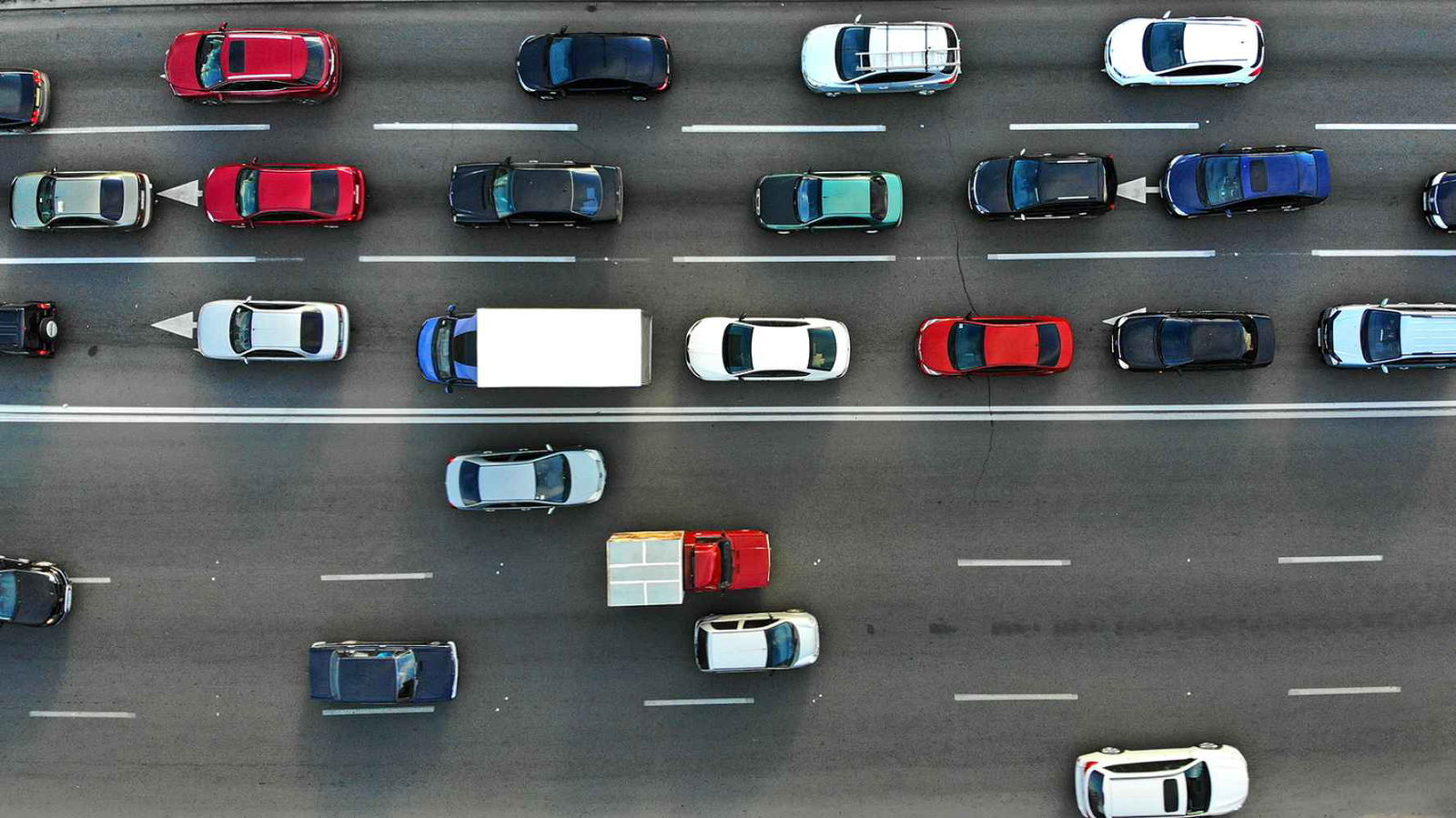 Conducir mejor ahorra euros en combustible, a pesar del conflicto de Irán