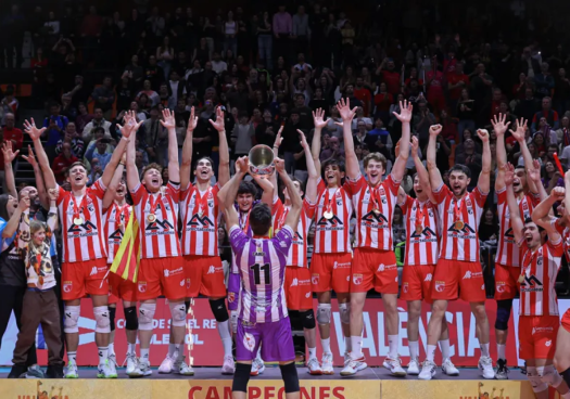 El C.V. Manacor escribe su página dorada tras conquistar la Copa de S.M. el Rey