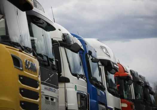 Los transportistas piden medidas para paliar graves repercusiones del conflicto de Oriente Medio