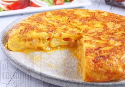 La tortilla de patata: ¿sin cebolla? ¿jugosa? y ¿poco hecha?