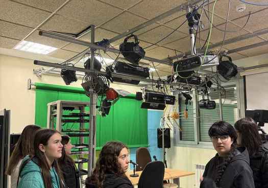 Las alumnas de STEM Talent Girl en Soria visitan el CEFP Pico Frentes