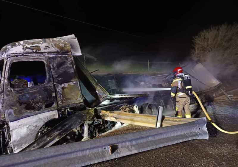 Tres accidentes de tráfico en madrugada en Arcos de Jalón, Viana de Duero y Soria