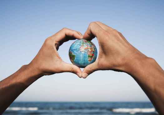 Mayor toma de conciencia; ante el dominio de un materialismo asfixiante