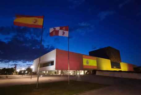 El nuevo Parlamento regional comenzará a andar el 14 de abril