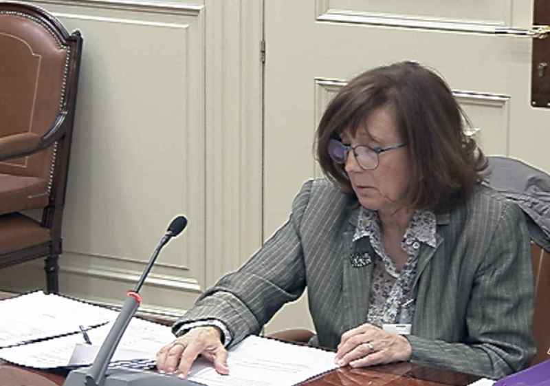 El Centro Soriano en Zaragoza reconoce a la ex-magistrada María José Hernández Vitoria