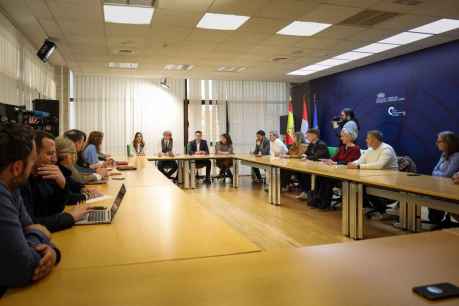 El nuevo Grupo Parlamentario socialista en las Cortes regionales comienza a trabajar