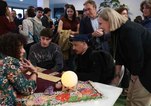 La Junta promueve vocaciones científicas entre las jóvenes de FP a través del 