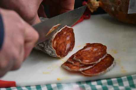 Covaleda celebra undécima edición de su feria del chorizo tradicional