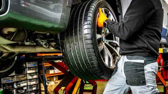 Los talleres de Soria recomiendan revisar vehículo antes de desplazamientos de Semana Santa