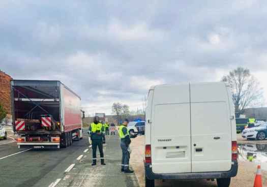 Turismo de alta gama detectado a 187 kilómetros/hora en N-122, en Villar del Campo