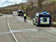 Fallece mujer en colisión entre turismo y camión articulado en CL-101, en Ágreda