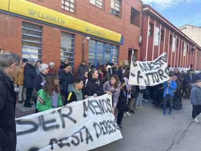 El PSOE garantiza mantenimiento de servicios de Correos en Arcos de Jalón