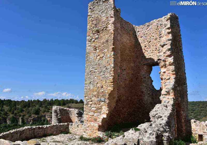 El torreón del foso de Calatañazor, perdido en gran parte de su volumen original