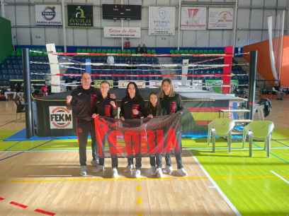 Adriana Verde se sube al ring con medalla de plata