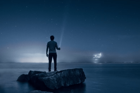 Dar fuerza a la verdad y a la bondad; solo así podremos ser felices 