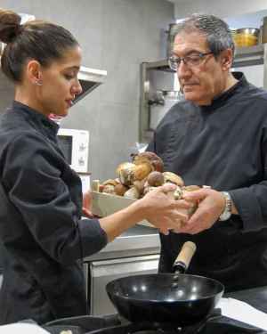 Carlos y Alba de Pablo, galardonados con el premio Miguel Delibes en Almazán