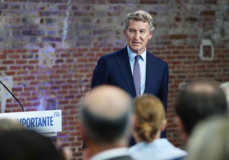 Feijóo denuncia el "infierno fiscal" del Gobierno con los autónomos como víctima favorita