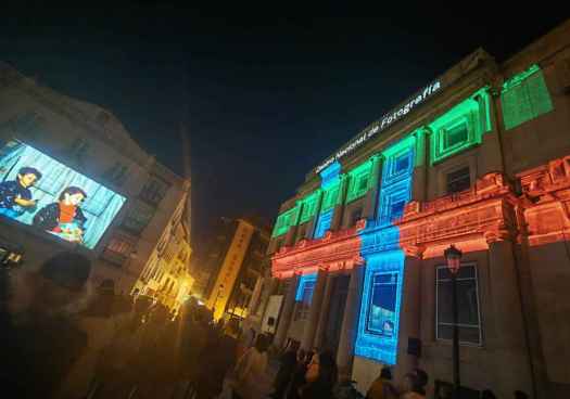 Un videomaping para presentar el archivo fotográfico colectivo de Soria