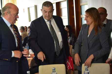 Encuentro de Luis de Guindos con el Club Cámara de Soria