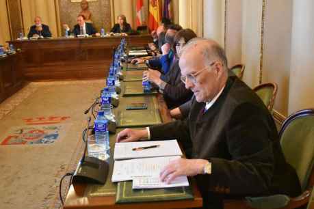 Diputación aprueba modificación de 24,4 millones y liquidación de cuentas 2025