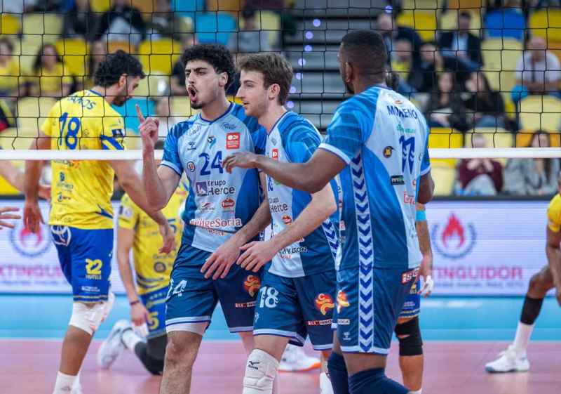 Los celestes entran con buen pie en fase por el título de Superliga