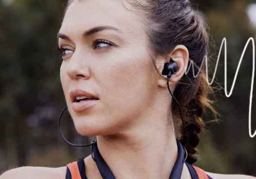 OCU solicita estándar de seguridad química en auriculares y cascos de audio