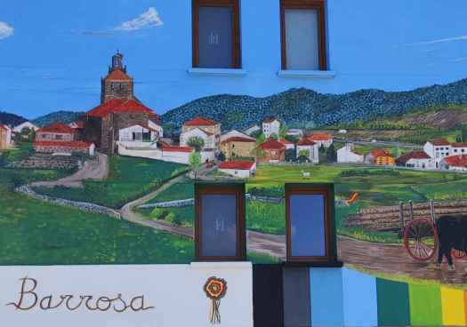 El hotel "La Barrosa", de Abejar, apuesta por el arte mural