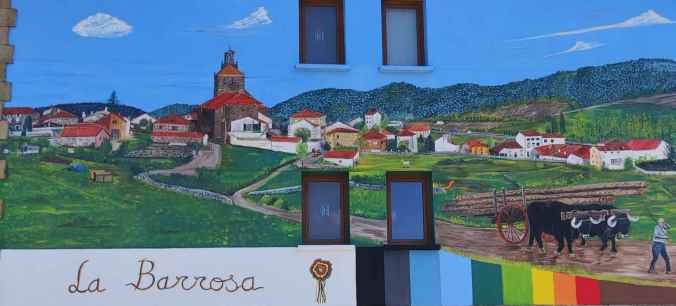 El hotel "La Barrosa", de Abejar, apuesta por el arte mural