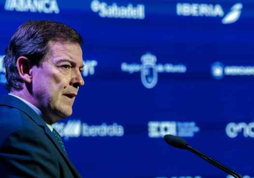 Mañueco destaca que Castilla y León sigue creciendo en economía y empleo 