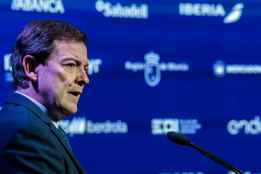 Mañueco destaca que Castilla y León sigue creciendo en economía y empleo 